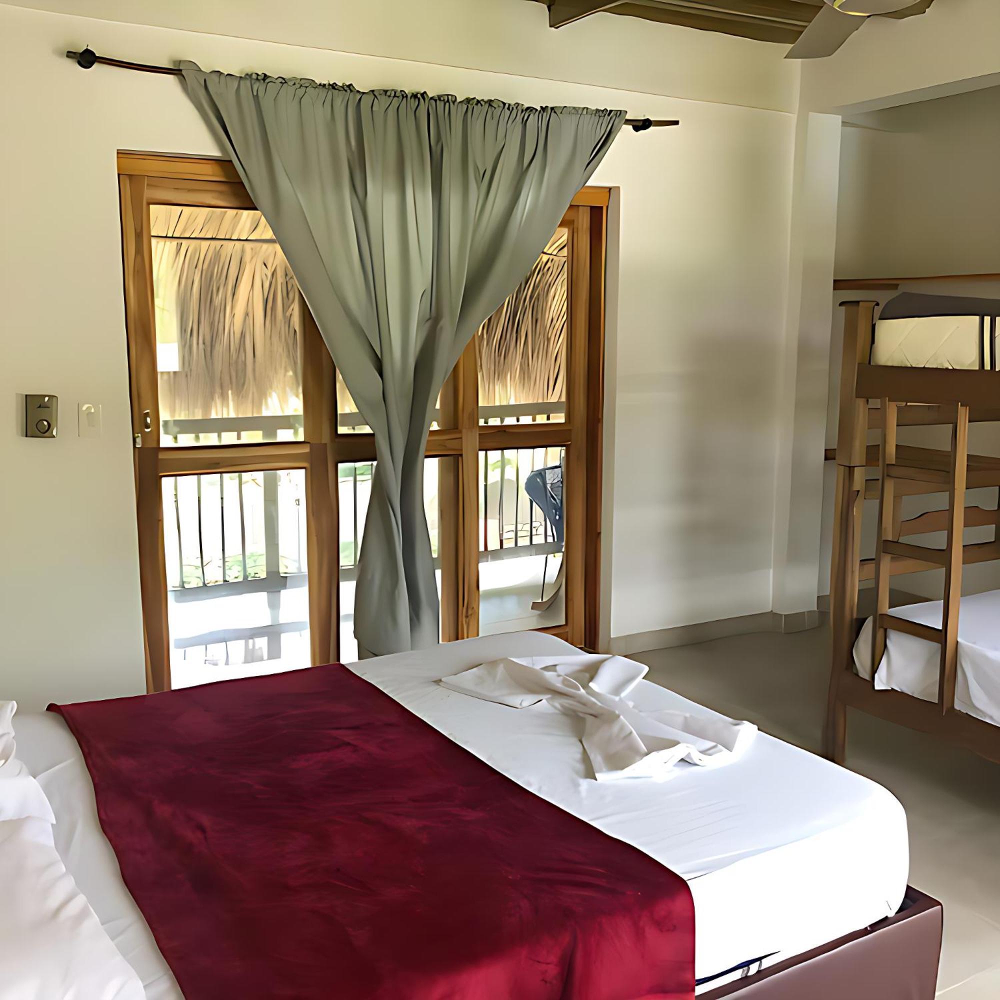 Baobao Hostel Паломино Экстерьер фото